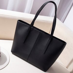 Black Women's Large Capacity Shoulder Bag